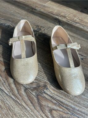 Gymboree Girls' Gold Glitter T‑Strap Mary Janes with Bow